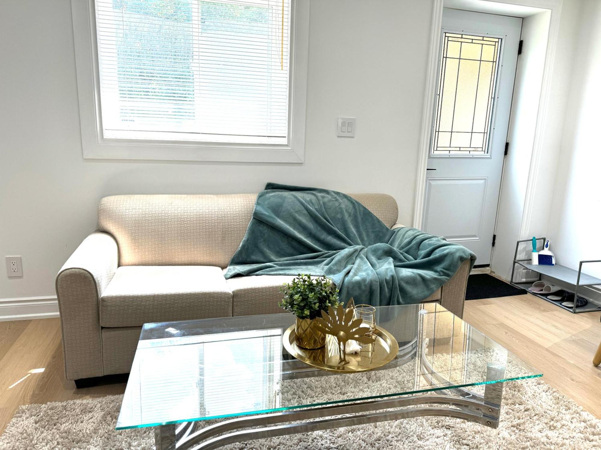 Cozy, Brand-New, 2Bdr,Walkout Apt, Free Parking Richmond Hill Exterior photo